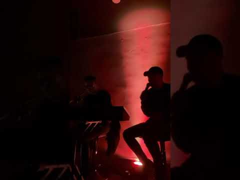 Abner himely ❌jeremiah   Traigo mi perfume