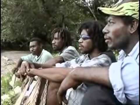 Split Image Balus I Ron Hi