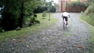 preview picture of video 'Caida de Bicicleta?? Envigado'