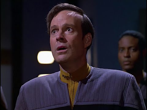 Star Trek Voyager 4K AI clip- Pathfinder - Starfleet contacts Voyager - S06E10 - Fan requested