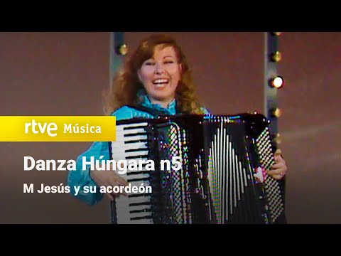 María Jesús y su acordeón - "Marcha Húngara n5" (1978)