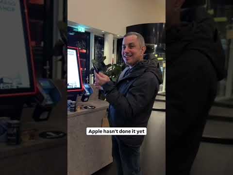 Jmikola Reporting Live from the Mövenpick Lobby at Laracon EU 2026