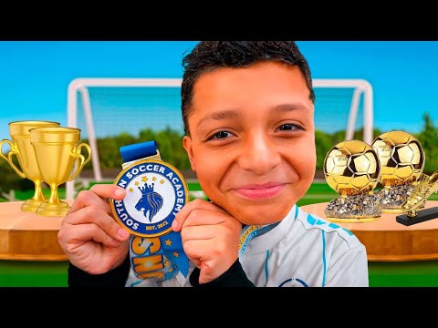 DAVID JUEGA SU PRIMER TORNEO DE FUTBOL | CAMPEONES DEL MUNDO