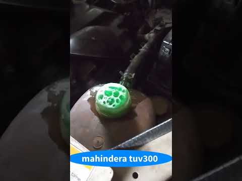 रेडिएटर से कुलेन्ट बाहर फेंकने की समस्या- coolant bottle overflowing problem Mahindra TUV3OO #Shorts