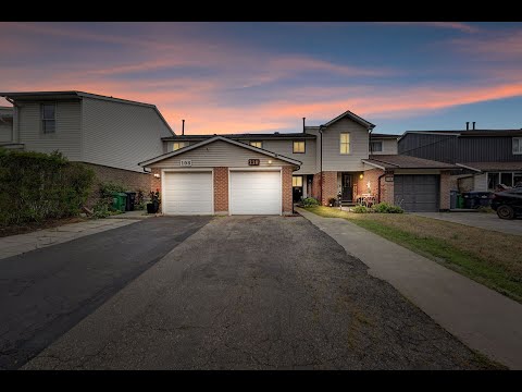 110 Royal Salisbury Way, Brampton