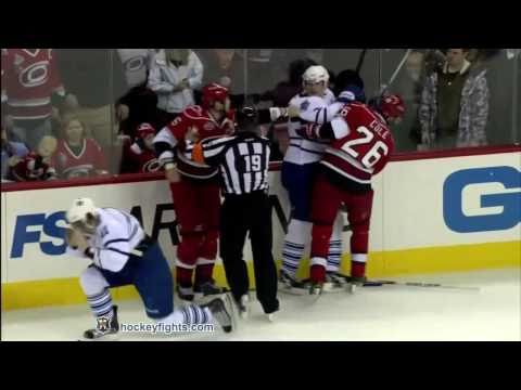 Nikolai Kulemin vs Tim Gleason Jan 24, 2011