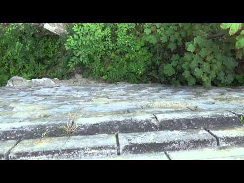 Pod intrare Izvorul Muntelui - Neamț