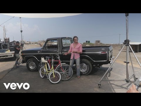 Carlos Vives, Shakira - La Bicicleta - Behind the Scenes
