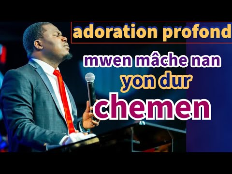 Mwen mache nan yon dur chemen  | Pitye map mandew seye | adoration et prière | Evangeliste Trofort
