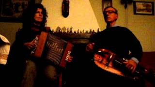La Mouraïade par Les Feux Follets (vielle/accordéon diatonique)