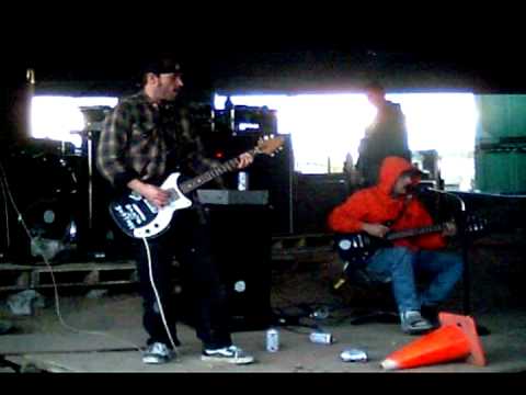 GRINDLINE "THE BAND"  14. I LIVE MY LIFE  from Marginal Way Skate Park 5-8-11.avi