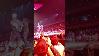 MgK &amp; Migos : Trap Paris