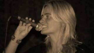 How Am I Supposed to see the Stars.wmv