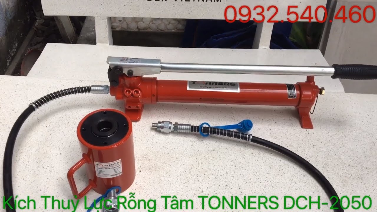 Video Kích thủy lực rỗng tâm 20 tấn TONNERS DCH-2050 - Kích thủy lực rỗng tâm 20 tấn TONNERS DCH-2050
