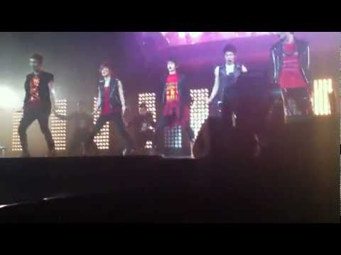 [110611] SM Town in Paris - SHINee: Ring Ding Dong