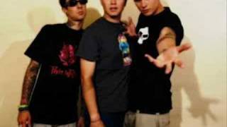 Dead Man&#39;s Curve - Blink-182