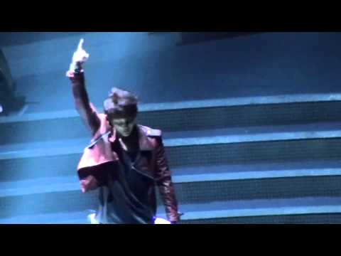 "Center" Fail Ending Pose