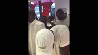 Ian Connor punches Theophilus London