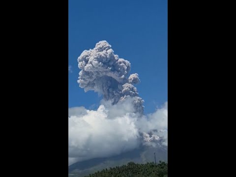 Philippine volcano spews massive ash cloud