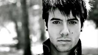 Travis Garland - Dont Wanna Go HQ