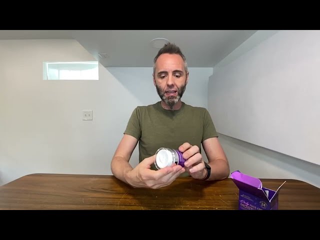 Best Face Cream for Sensitive Skin - alternate angle