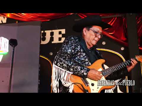 Banda R-15- Arreando La Mula (Video Oficial)