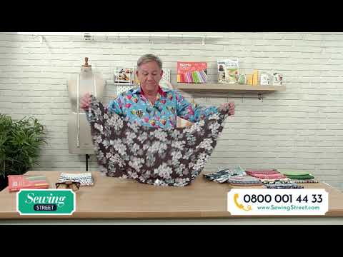 Sewing Street - 06/10/2020 - John Scott is back! Heart Wall Hanging