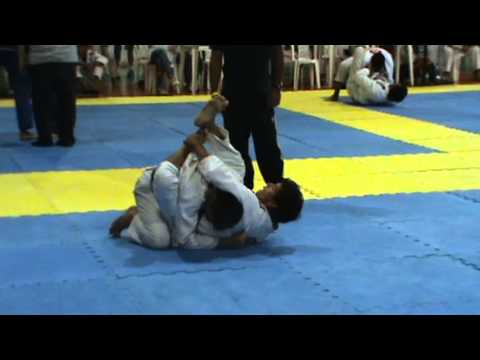 Felipe " CAVEIRA " Amorim final interno GRACIE BARRA