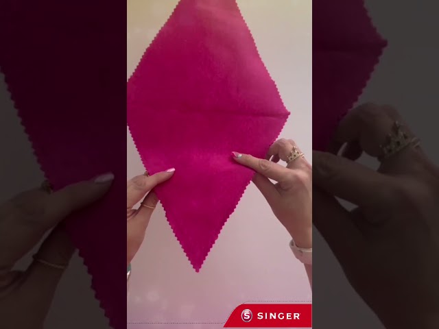 Vídeo relacionado con Baker Ross Banderines de Tela de la Semana Santa - Paquete de 3, Manualidades para Niños (AX800)