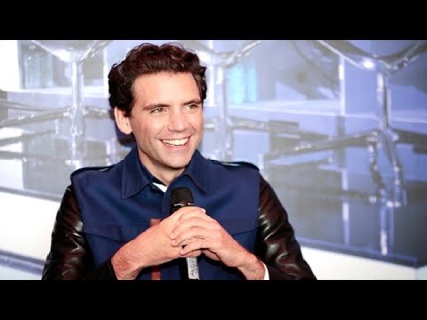 Mika Speaking 5 Different Languages