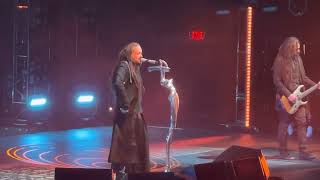 Korn - No One&#39;s There