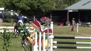 preview picture of video 'Bellando & Tinesha Carey 1.20m Derby Taupo Christmas Classic 2013'