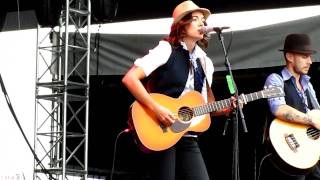 Brandi Carlile - Closer to you/I&#39;ve just seen a face: Day 2 DMB Caravan NYC 9.17.11
