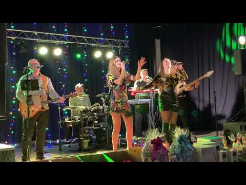 Dancing Queen (ABBA): Valerie Kaňová - Vali Angel & Karolína Vrbová