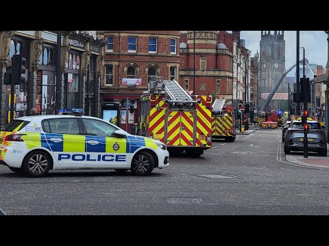 Emergency services rush to fire in Leeds city centre