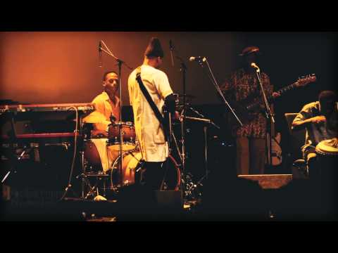 download lagu mp3 mp4 Alpha Yaya Diallo Vancouver, download lagu Alpha Yaya Diallo Vancouver gratis, unduh video klip Download Alpha Yaya Diallo Vancouver Mp3 dan Mp4 Unlimited Gratis