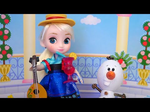 Elsa and Anna Toddlers & Other Fun Disney Princesses 💖 Family Fun Playtime Video