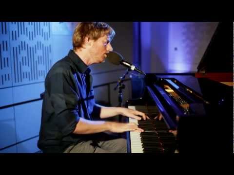 Shane Beales - Take Off the Flabby Bear (live)