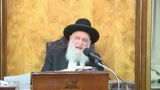 הרב אלבז – שיעור המוסר השבועי – פרשת ויקהל-פקודי תשפ"ו (מוסדות אור החיים) - התמונה מוצגת ישירות מתוך אתר האינטרנט יוטיוב. זכויות היוצרים בתמונה שייכות ליוצרה. קישור קרדיט למקור התוכן נמצא בתוך דף הסרטון