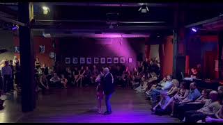 Santiago Castro y Sabrina Amato - Milonga