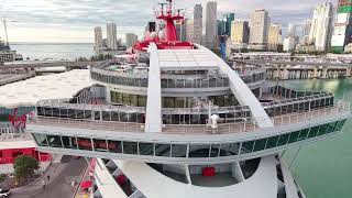 Beautiful sunset in Miami. #cruiseship #portofmiami