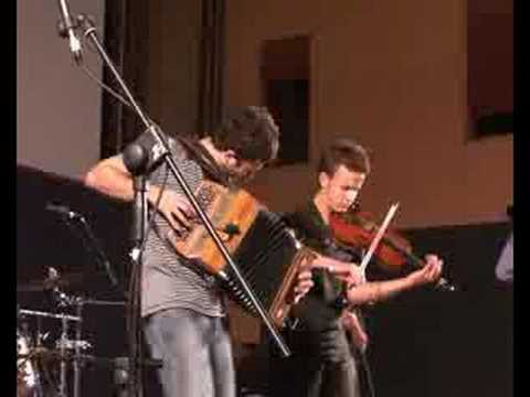 ABNOBA  8/9 Jan Mijna Man + An Dro (trad. Belgio - trad. Bretagna) con violino - (Piemonte / Val d'Aosta) 14° Festival di Musica Popolare di Forlimpopoli