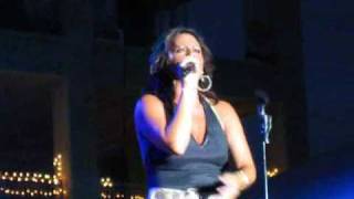 Sara Evans - No Place That Far Live Rockford Illinois