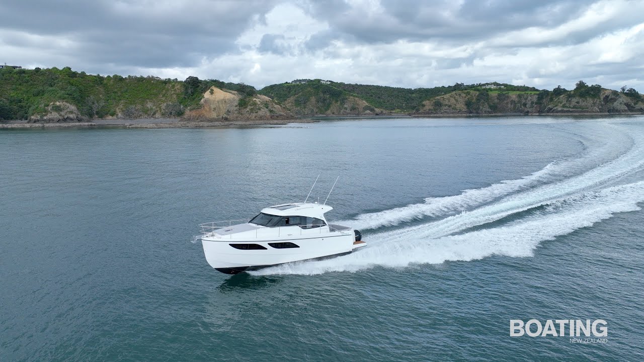 Rodman Spirit 31 Hardtop Outboard