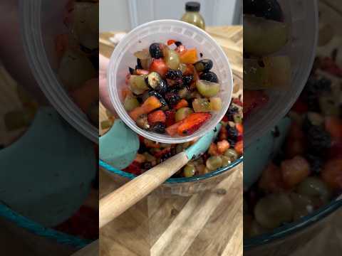 3 TIPS ON HOW TO MAKE THE BEST FRUIT SALAD #shorts #tipsandtricks  #thebest #fruitsalad