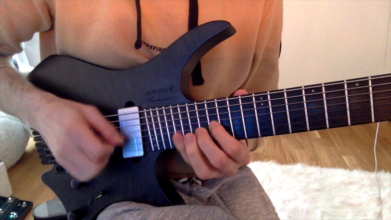 Roberto Barlocci playing the high-speed Technical Difficulties shred lick by Racer X on electric guitar.