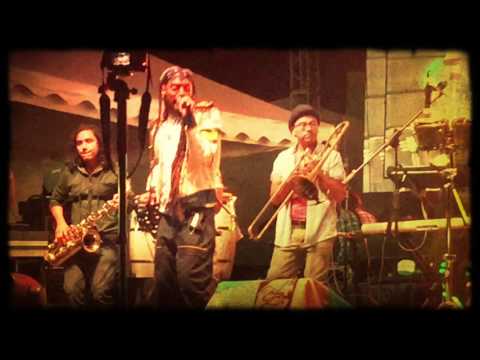 MONKEY ROOTS (Pawkar Raymi 2016)