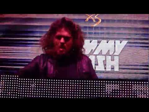 Tommy Trash raging to Dada Life's Kick out the epic mother fucker @ XS Live 5/4/2012