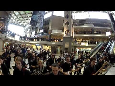 Tim Brady - Instruments of Happiness - 100 guitars - 2015