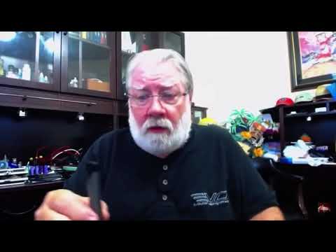 Robert Ellis hits a Vape